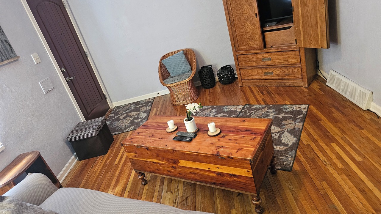 Photo of Livingroom in Englewood