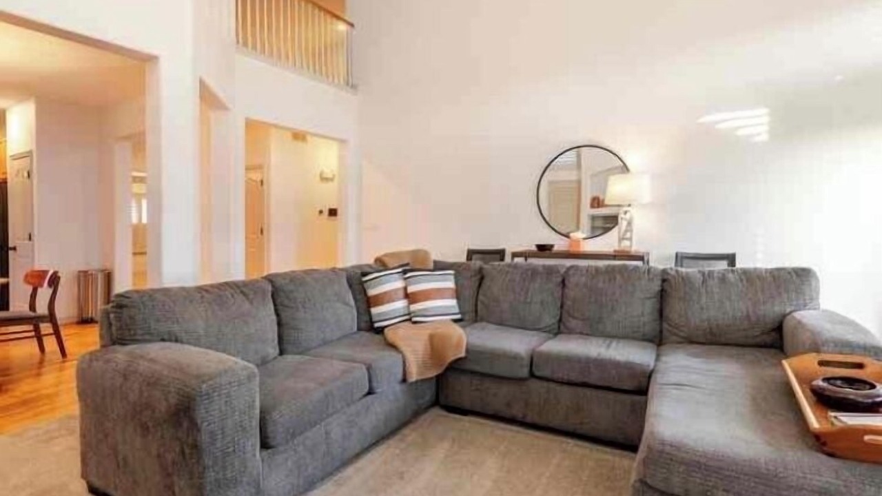 Photo of Livingroom in Commerce City