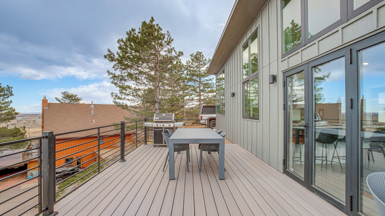 Photo of Outdoor in Golden