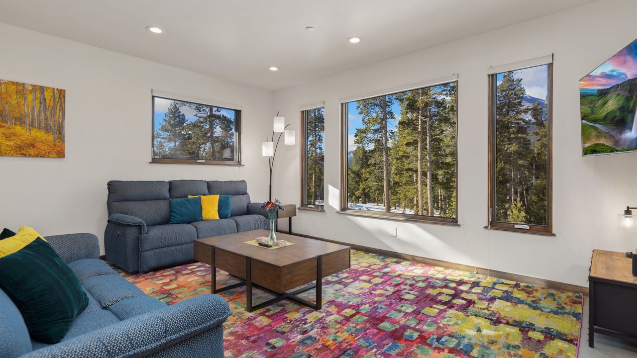 Photo of Livingroom in Estes Park
