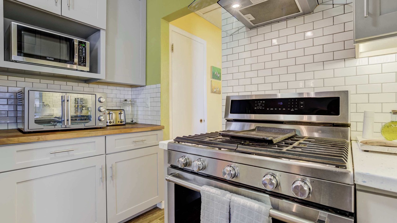 Photo of Kitchen in Security-Widefield