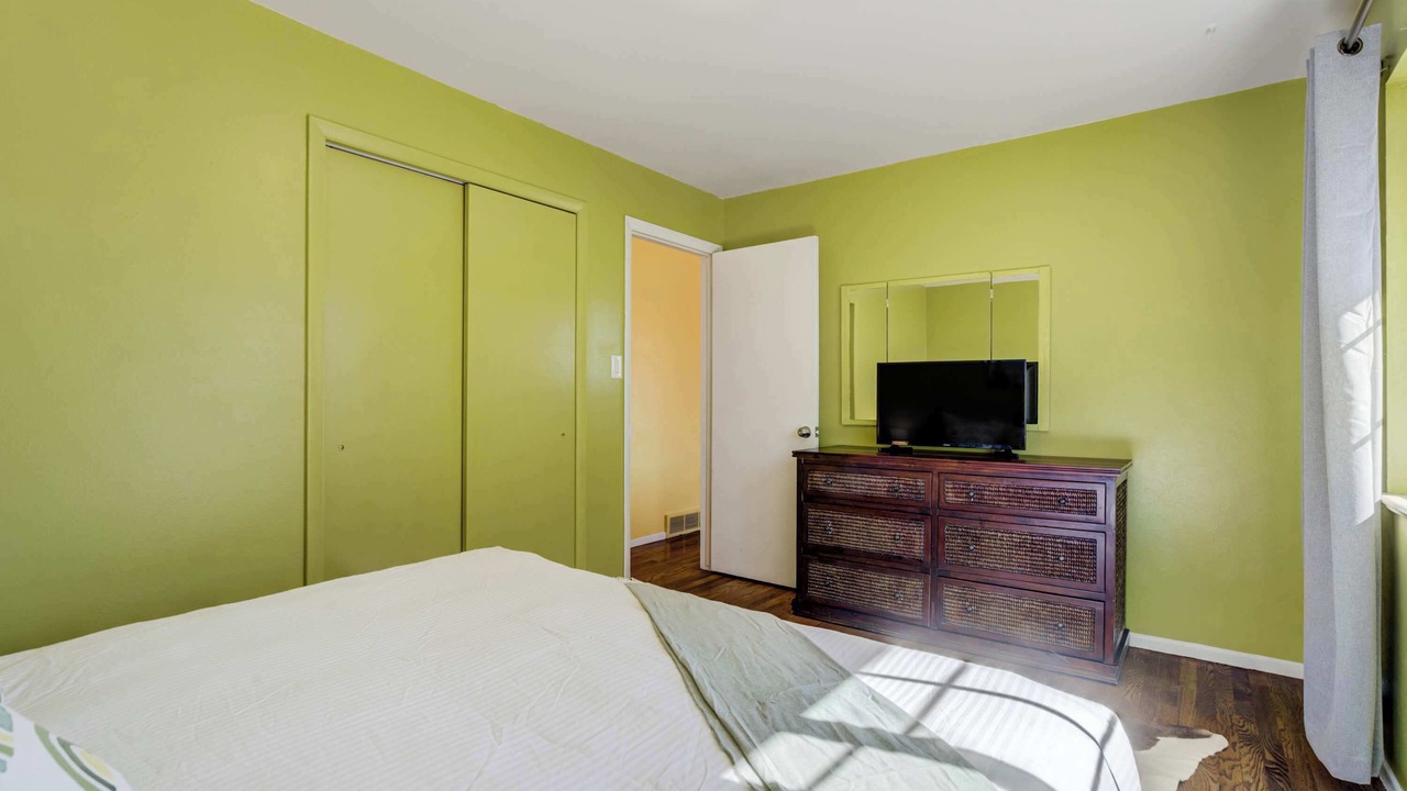 Photo of Bedroom in Security-Widefield