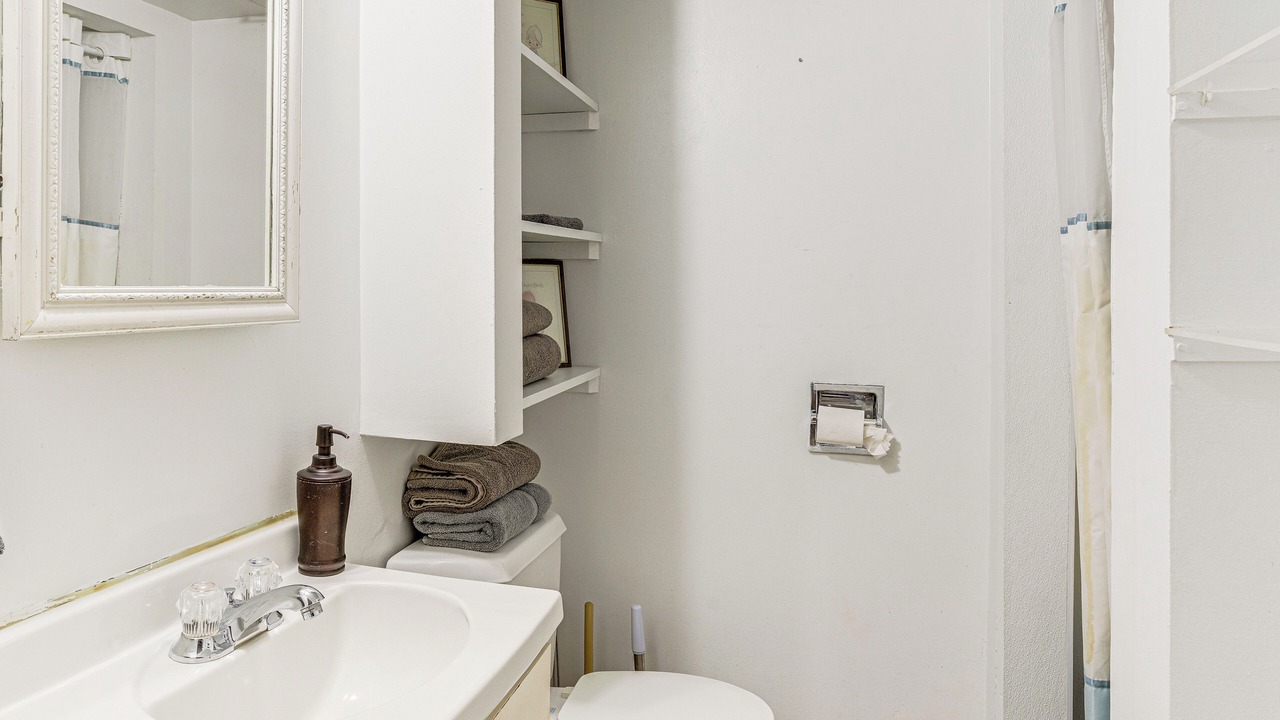 Photo of Bathroom in Aurora
