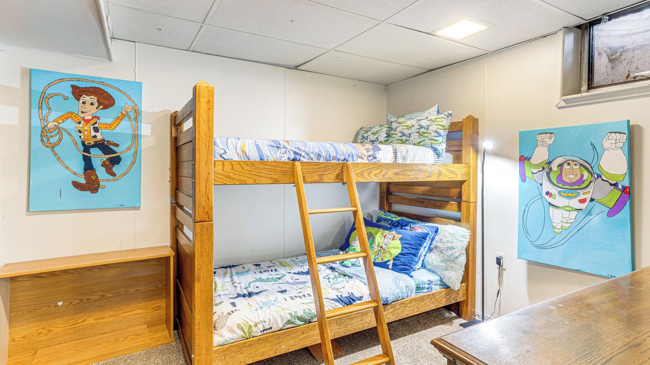 Photo of Bedroom in Aurora