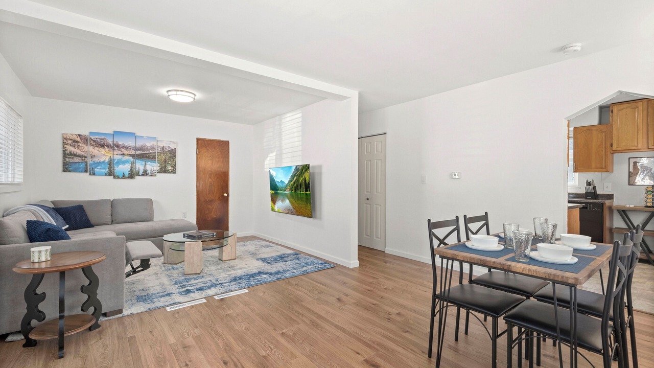 Photo of Livingroom in Highland
