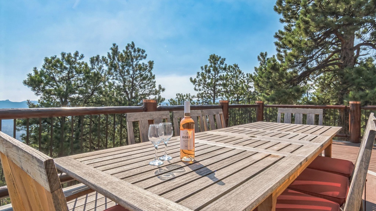 Photo of Outdoor in Pine
