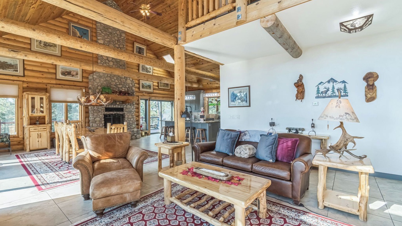 Photo of Livingroom in Pine