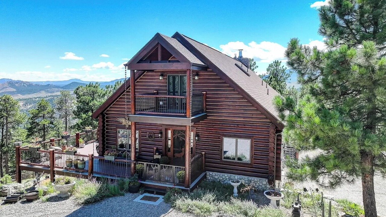 Photo of Outdoor in Pine