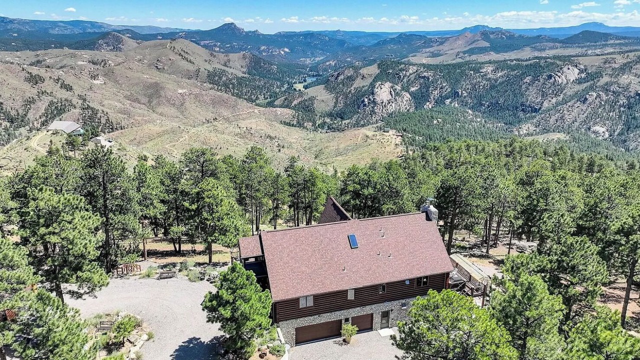 Photo of Outdoor in Pine