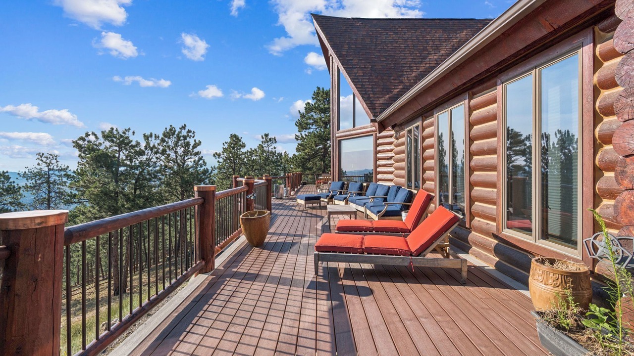 Photo of Patio Balcony in Pine