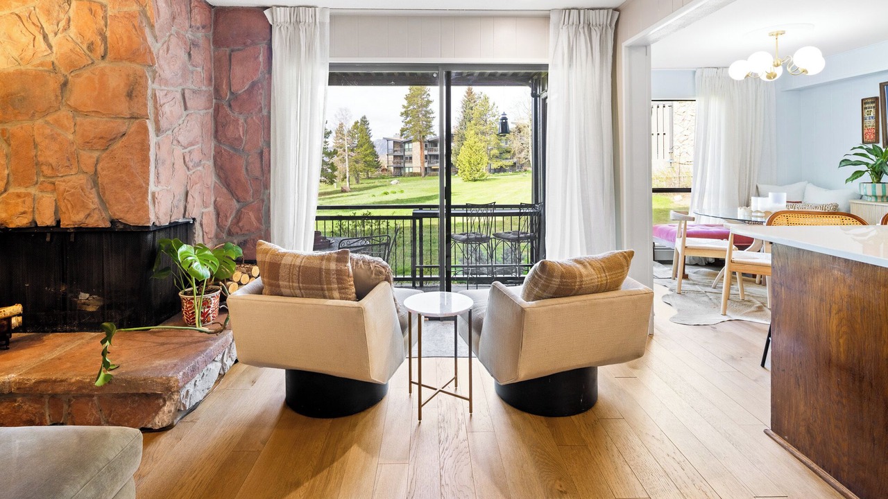 Photo of Livingroom in Dillon