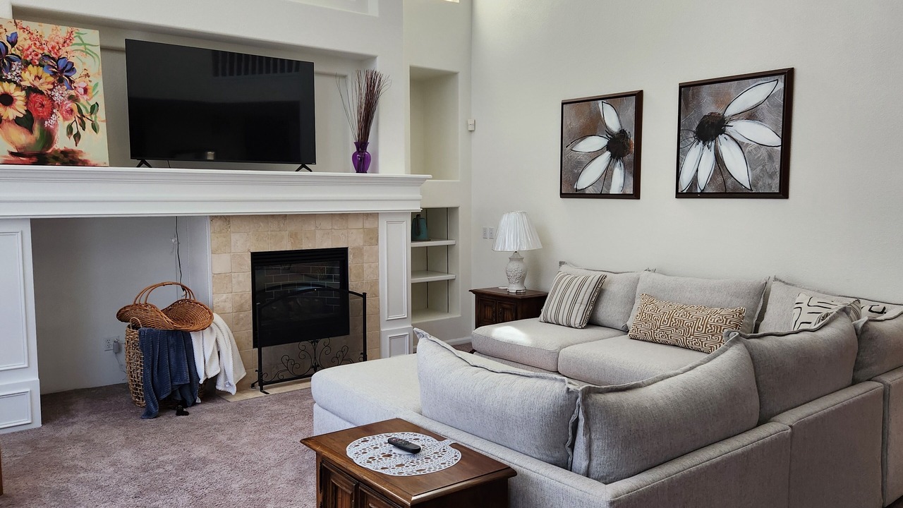 Photo of Livingroom in Parker