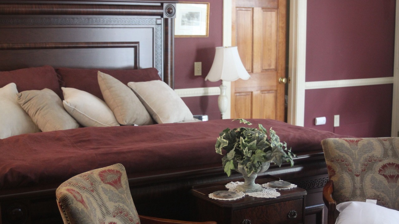Photo of Bedroom in Divide