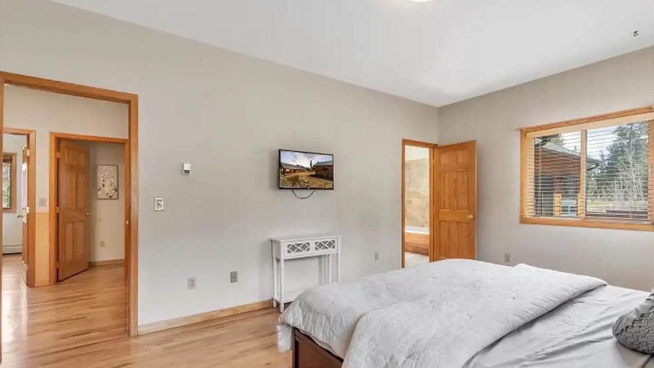 Photo of Bedroom in Black Hawk