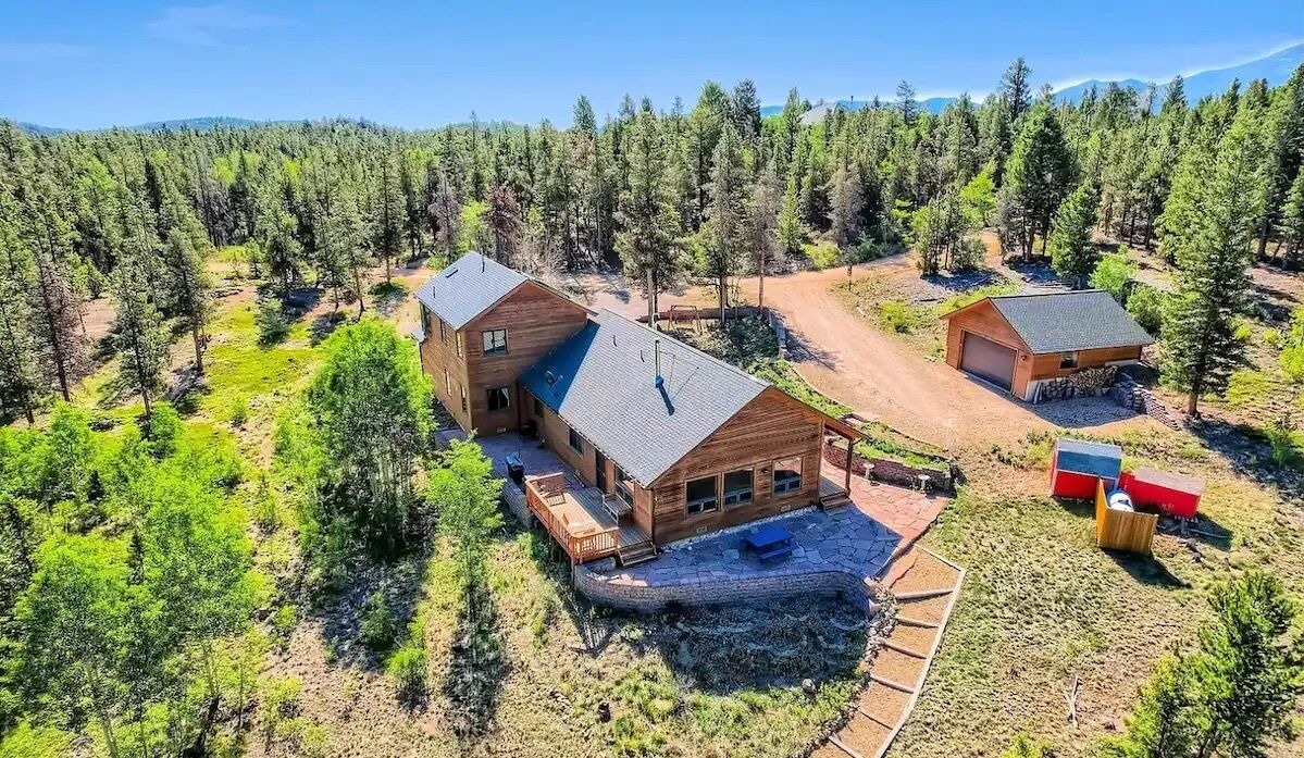 Photo of Outdoor in Black Hawk