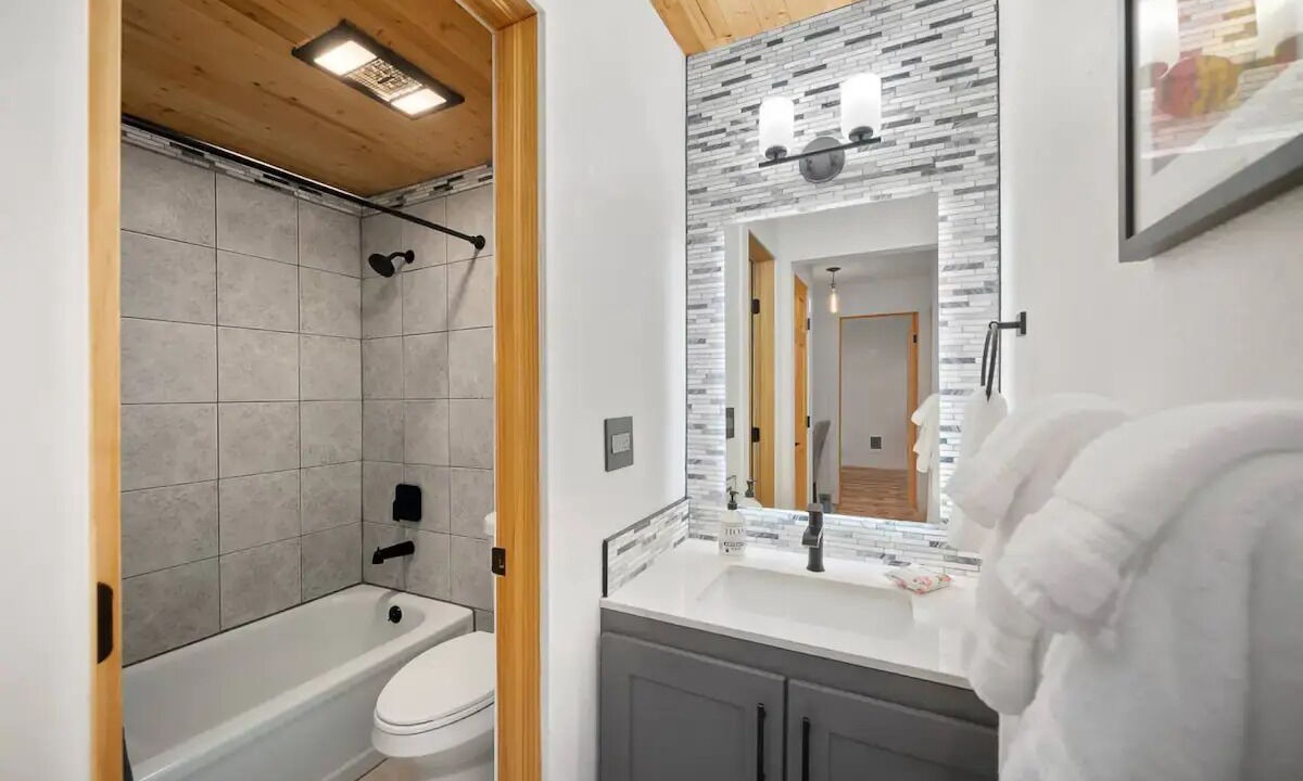 Photo of Bathroom in Saint Mary's