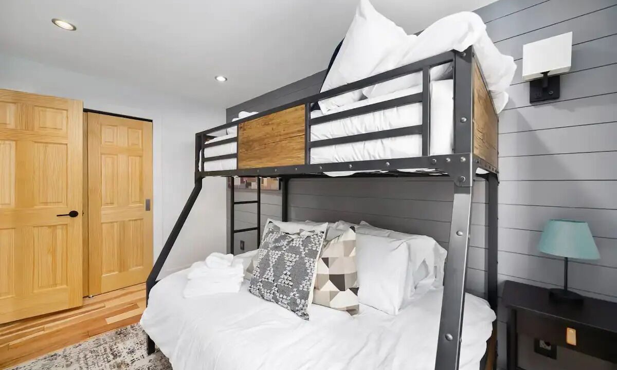 Photo of Bedroom in Saint Mary's