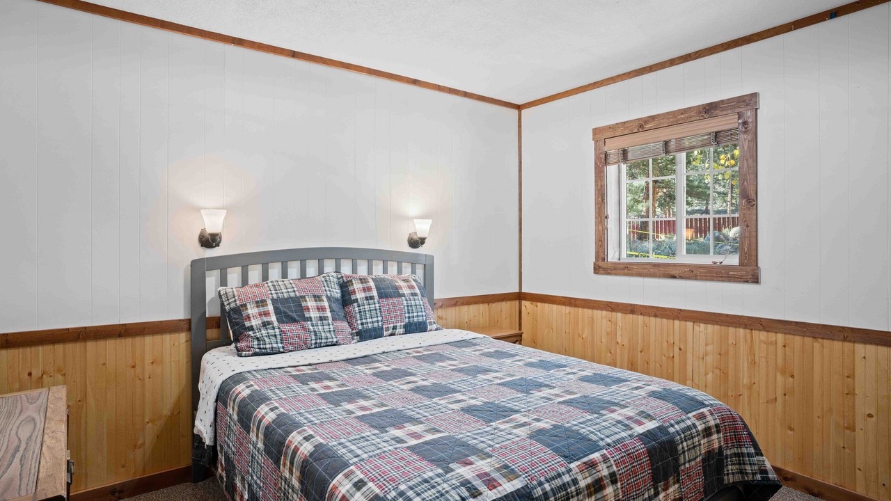 Photo of Bedroom in Almont