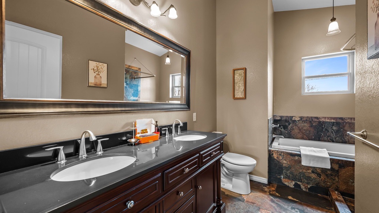 Photo of Bathroom in Creighton