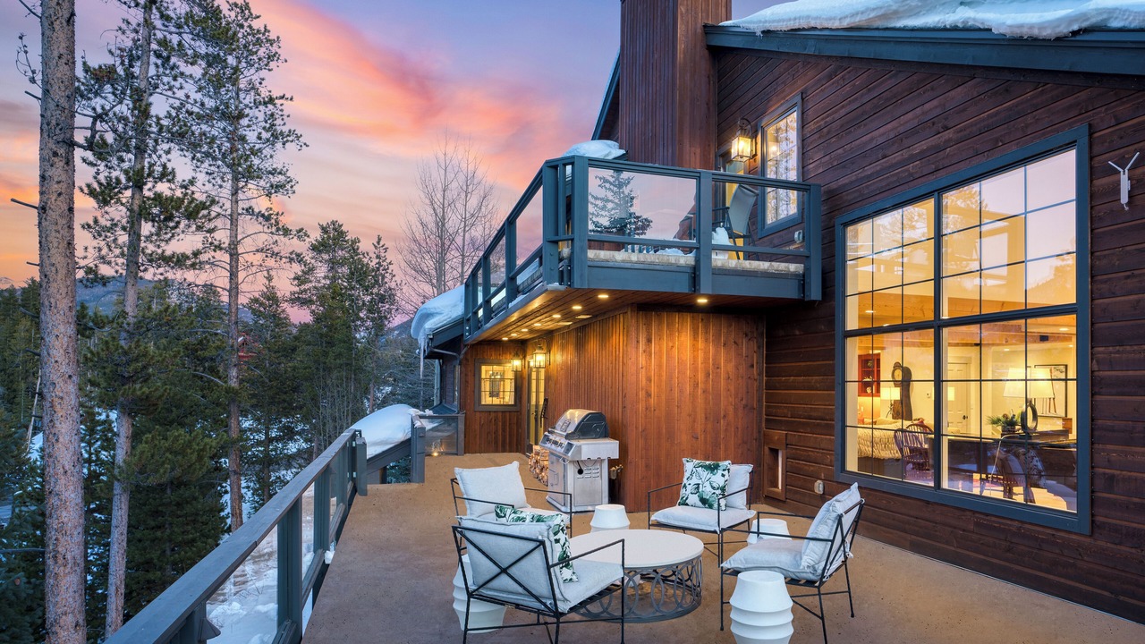 Photo of Outdoor in Lakeside Village