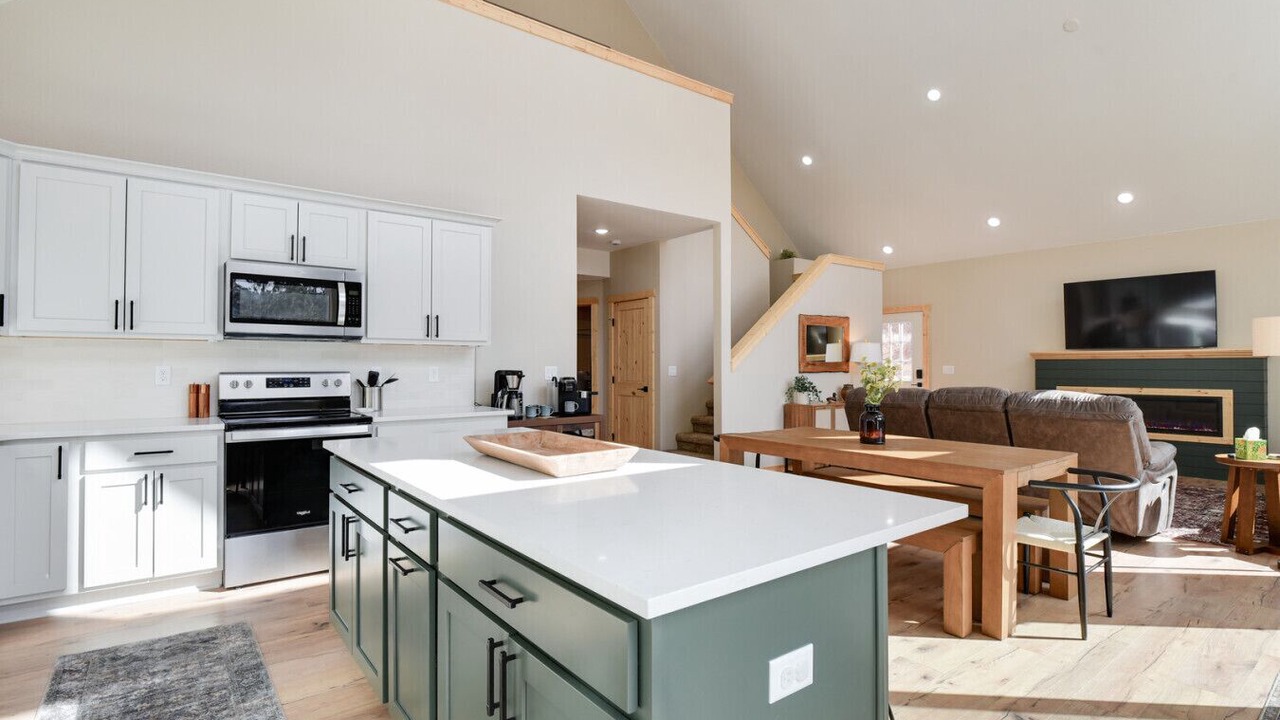 Photo of Kitchen in Rainbow Valley
