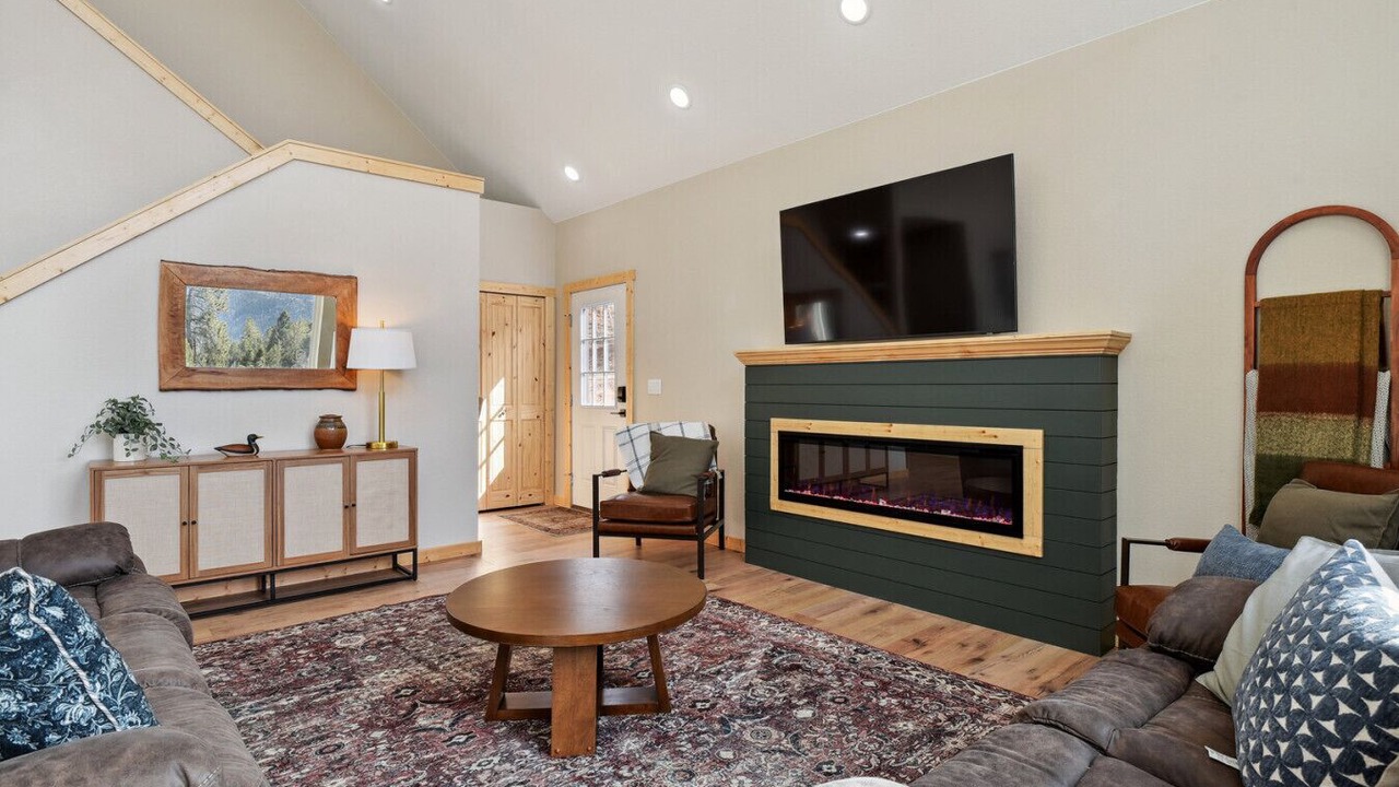 Photo of Livingroom in Rainbow Valley