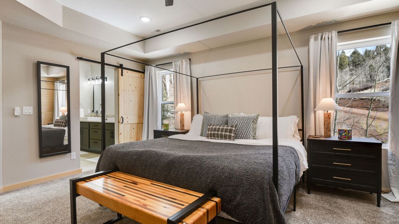 Photo of Bedroom in Rainbow Valley