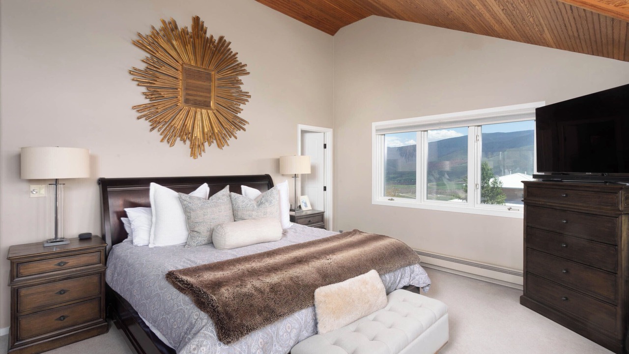 Photo of Bedroom in Brush Creek Village