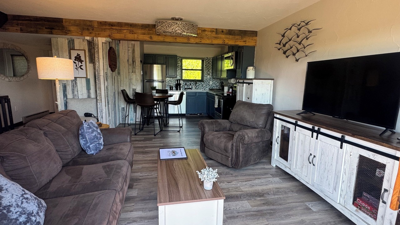 Photo of Livingroom in Grand Lake
