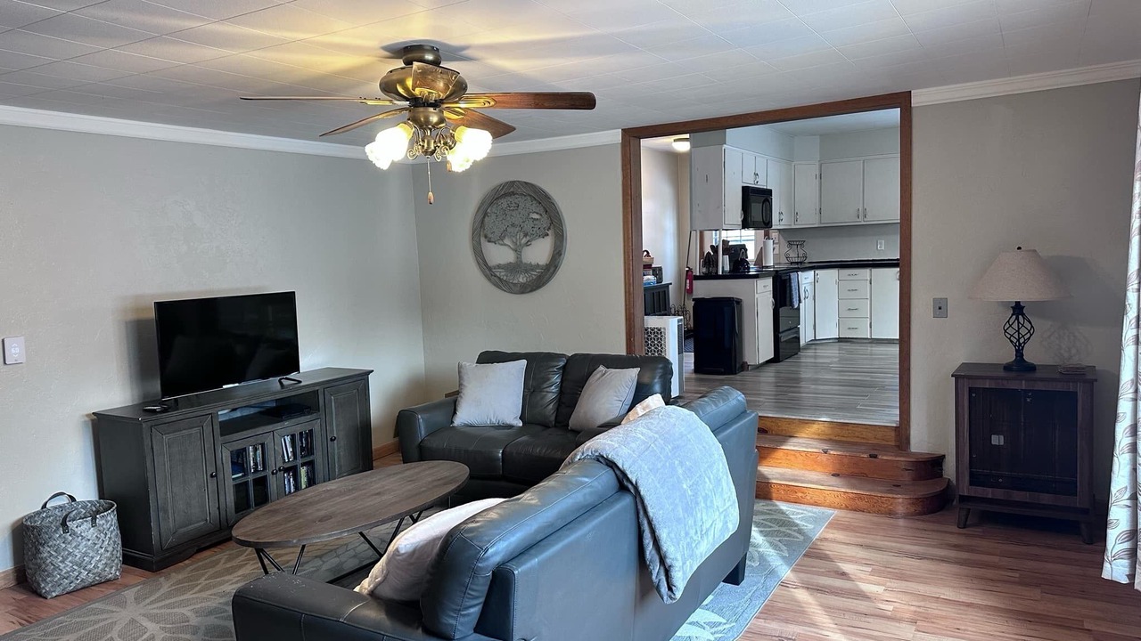 Photo of Livingroom in Yampa