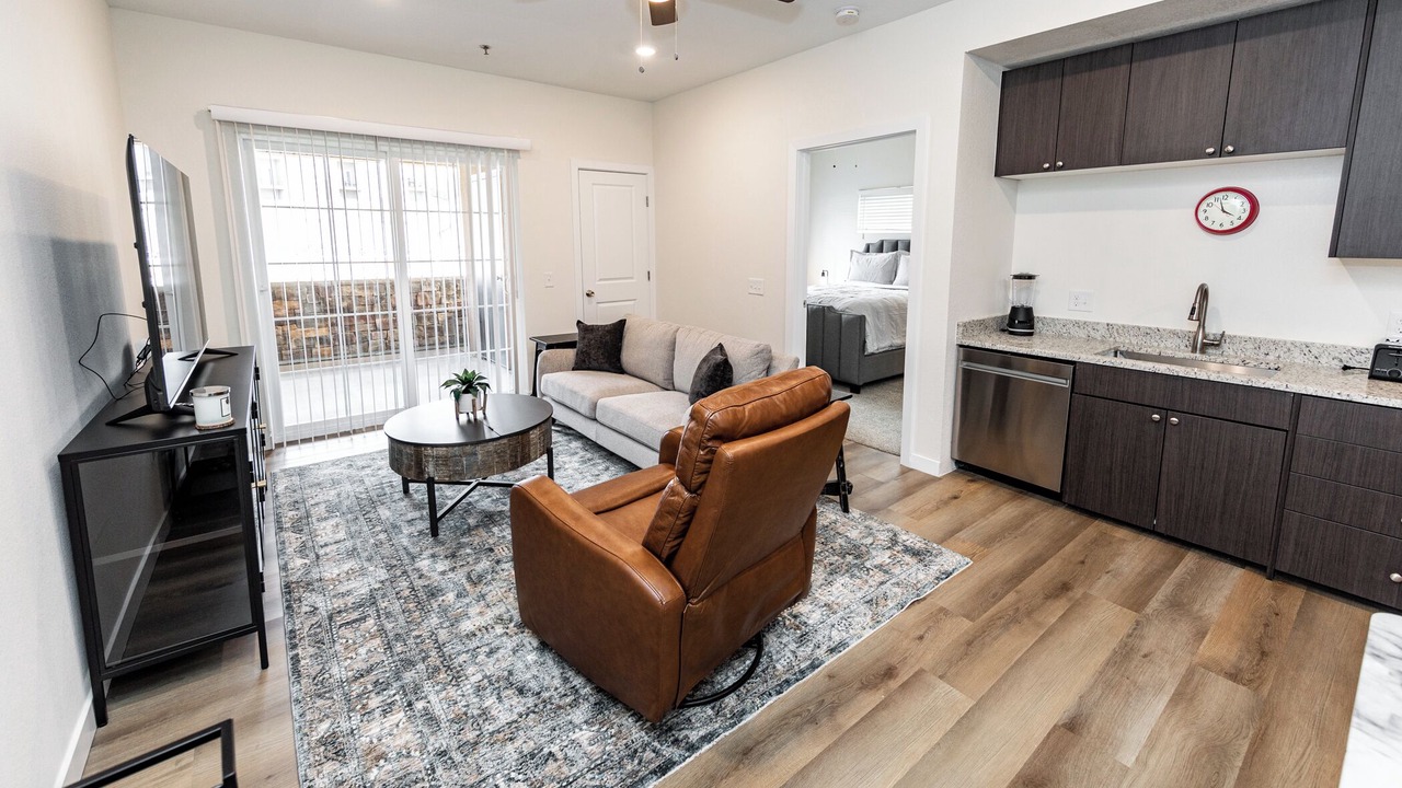 Photo of Livingroom in Mountain Shadows