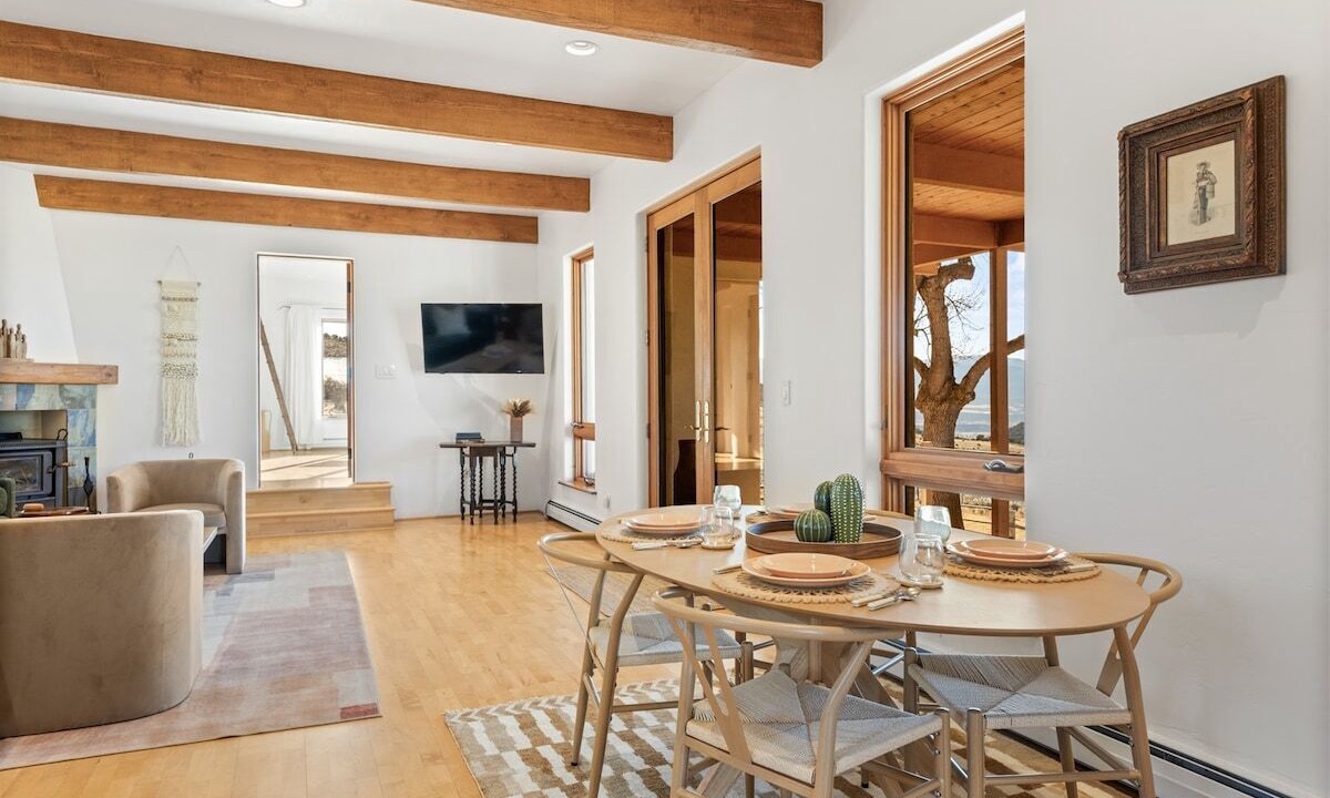 Photo of Bedroom in Missouri Heights