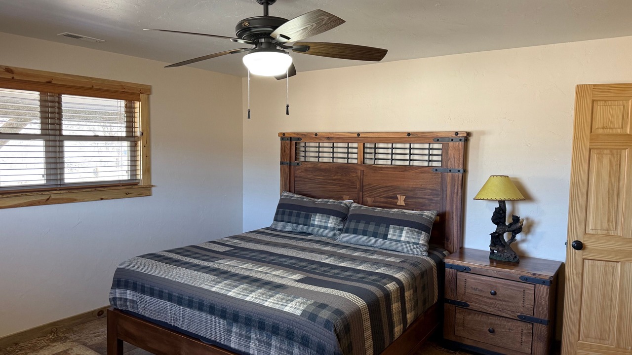 Photo of Bedroom in South Fork