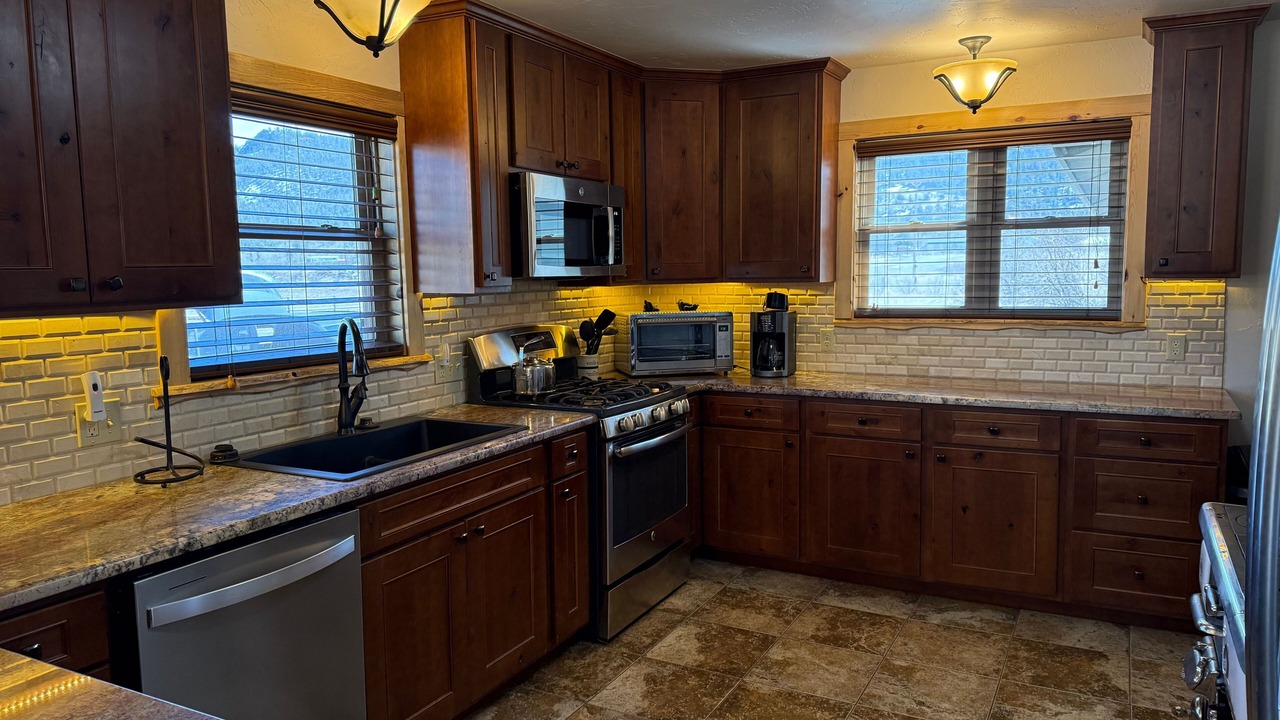 Photo of Kitchen in South Fork