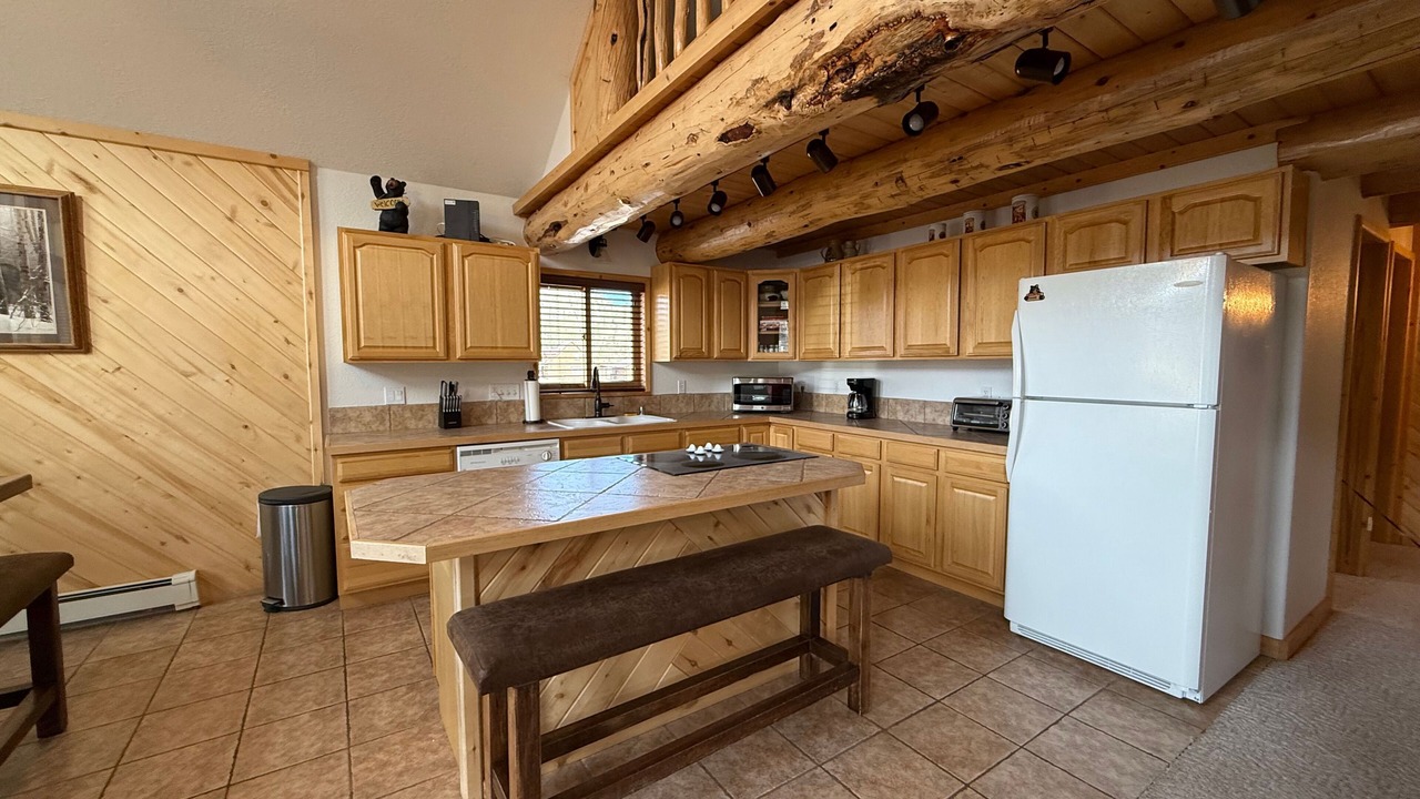 Photo of Kitchen in South Fork