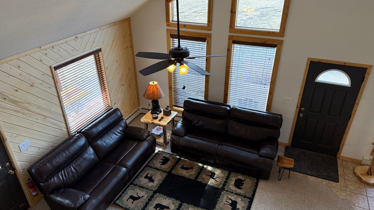 Photo of Livingroom in South Fork