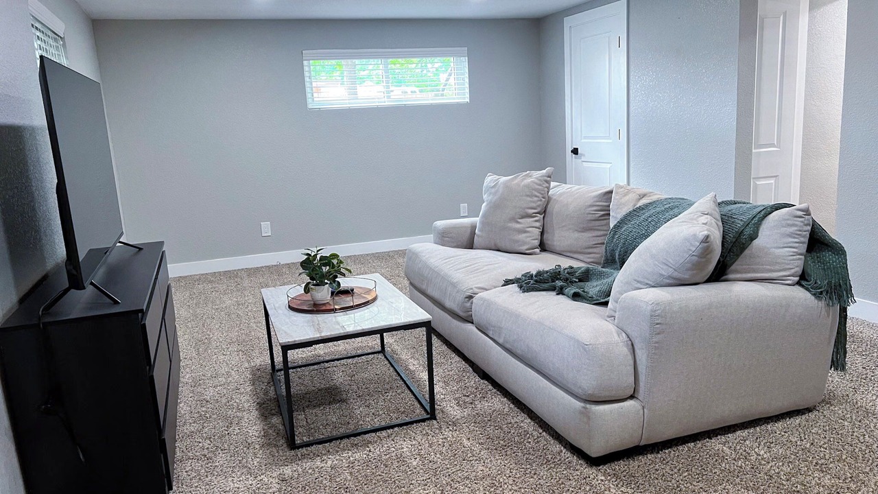 Photo of Livingroom in Lakewood