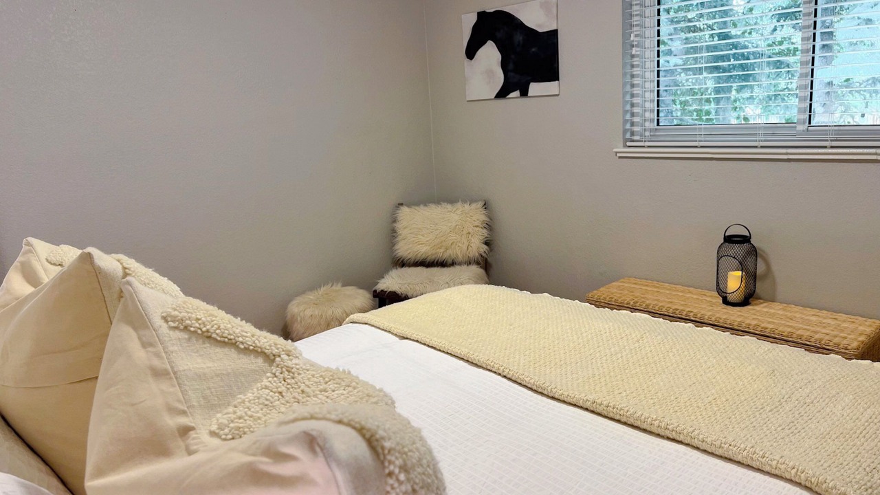 Photo of Bedroom in Lakewood