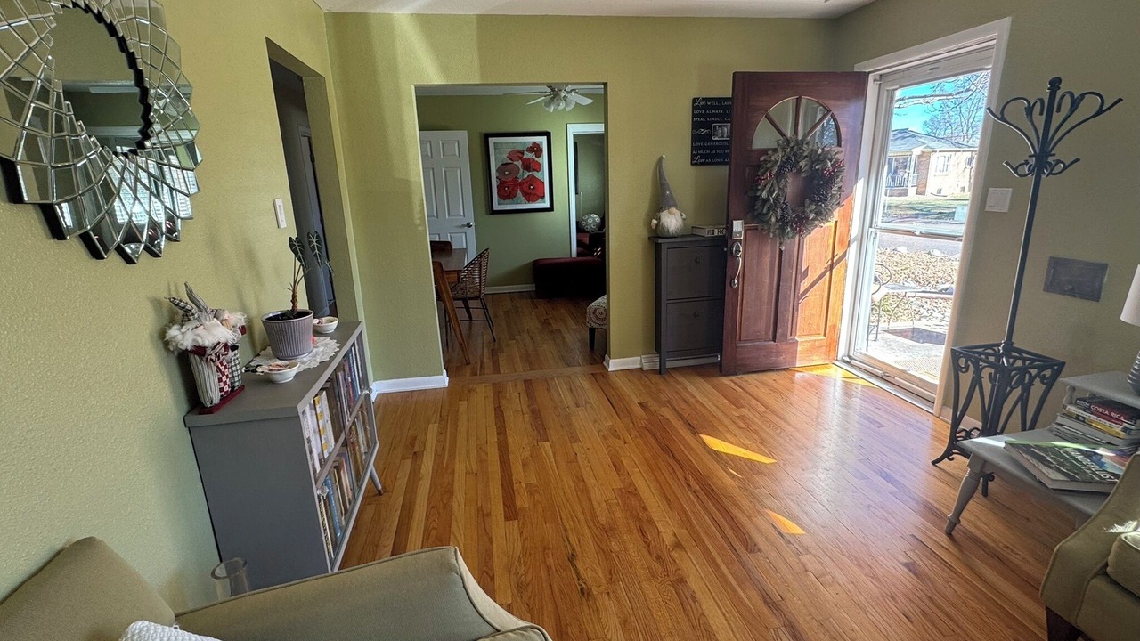 Photo of Livingroom in Littleton