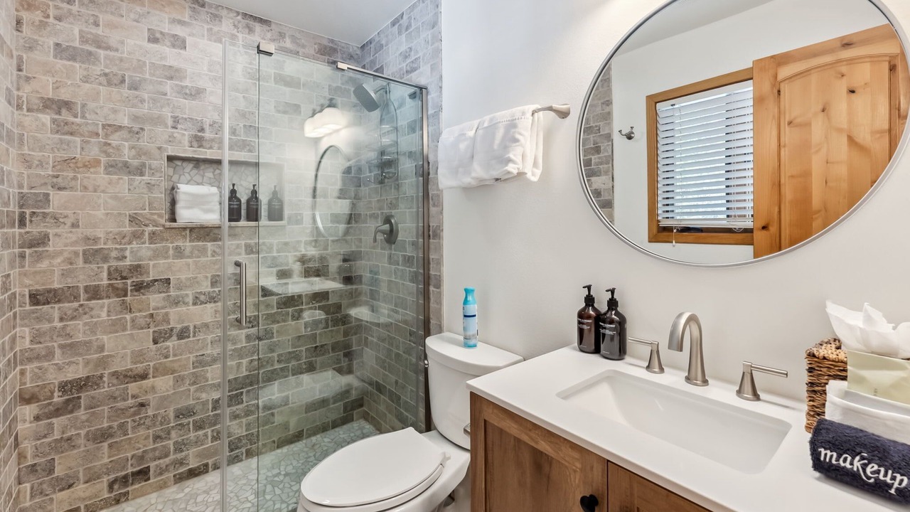 Photo of Bathroom in Christie Heights