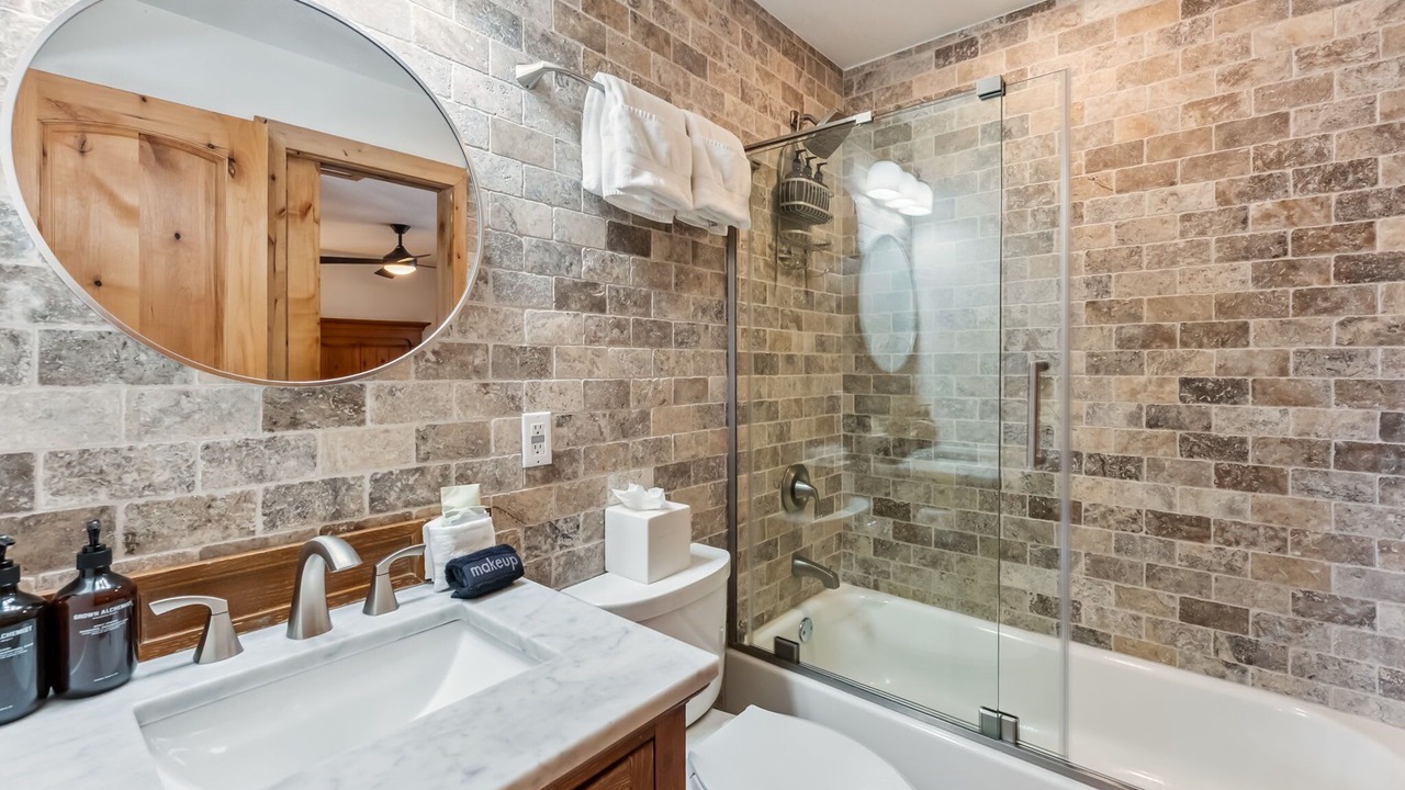 Photo of Bathroom in Christie Heights