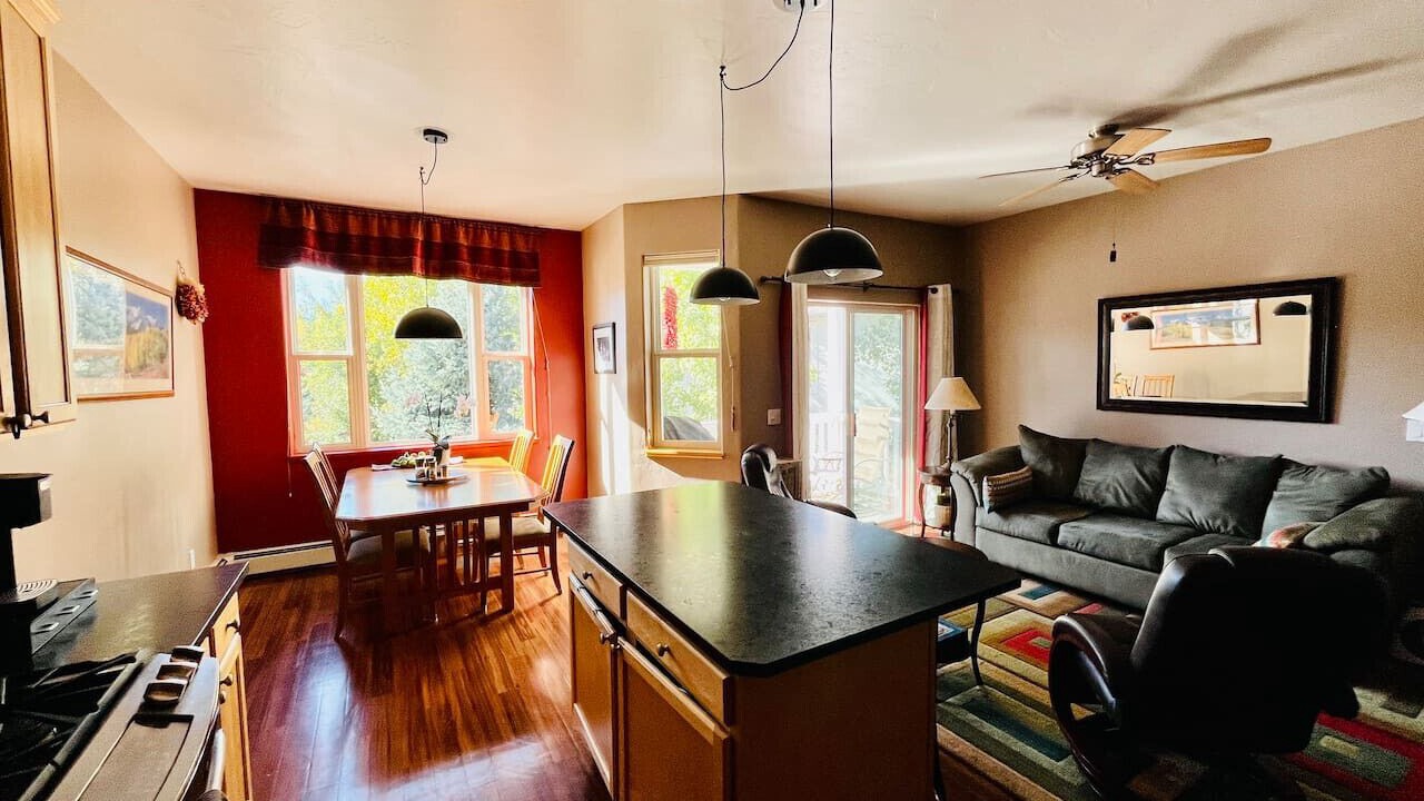 Photo of Livingroom in Carbondale
