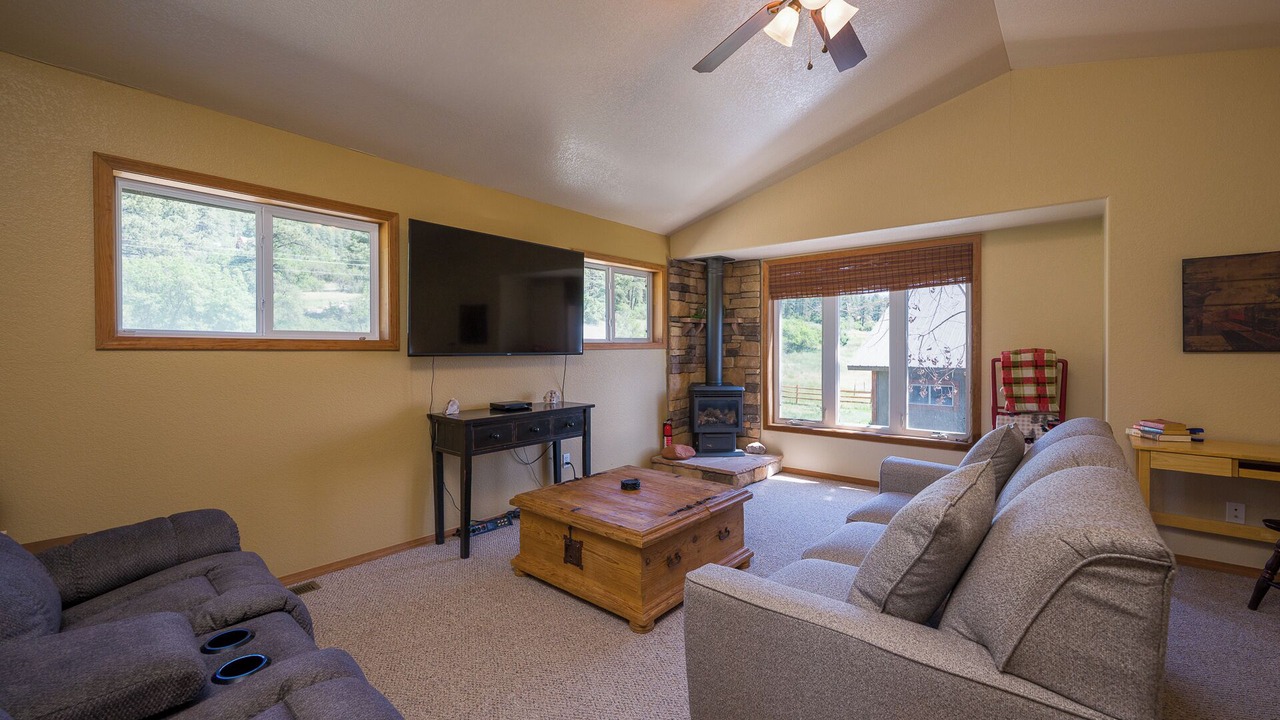Photo of Livingroom in San Juan River Village