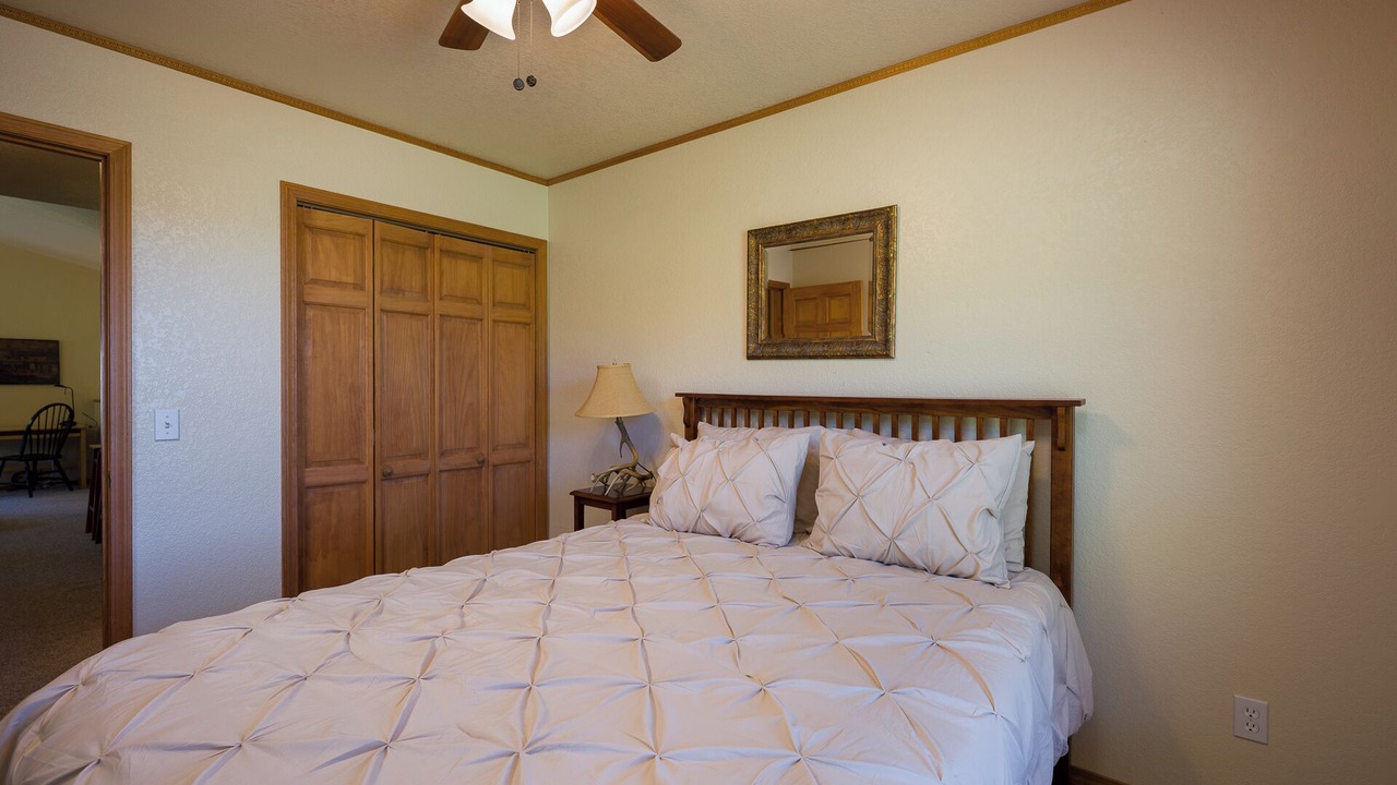 Photo of Bedroom in San Juan River Village