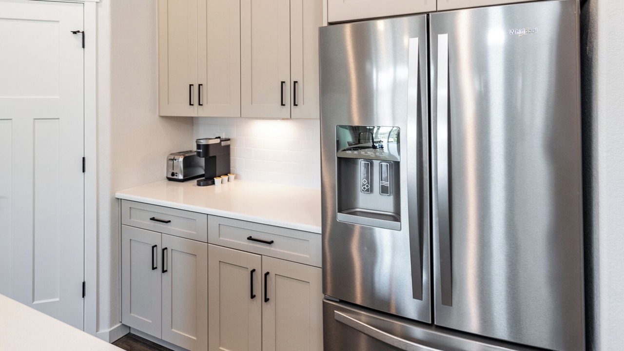 Photo of Kitchen in Mountain Shadows