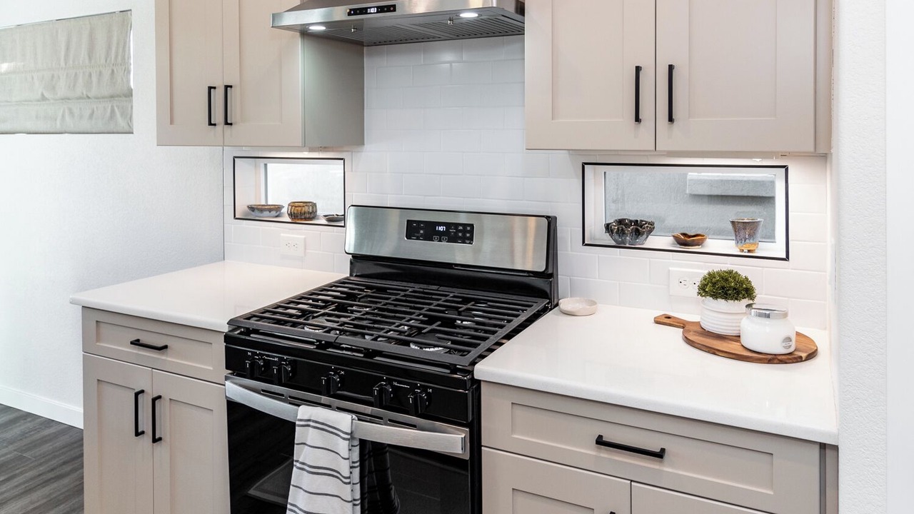 Photo of Kitchen in Mountain Shadows