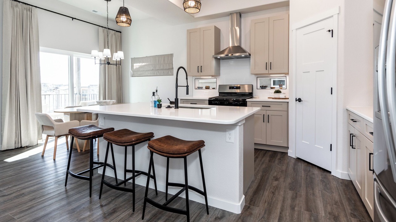 Photo of Kitchen in Mountain Shadows