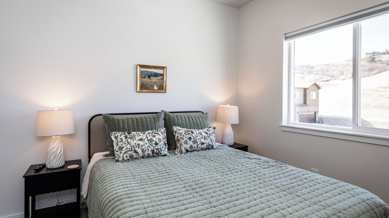 Photo of Bedroom in Mountain Shadows