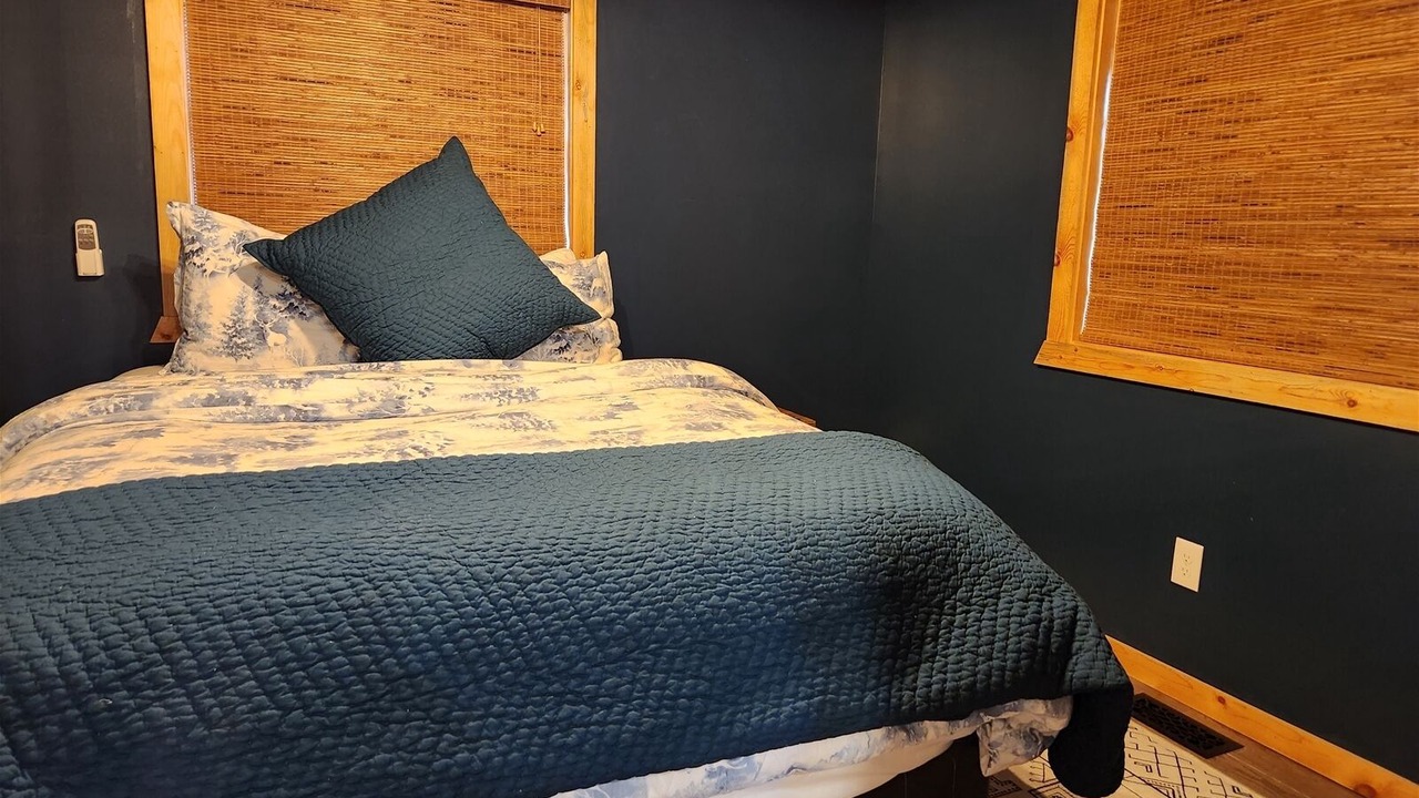 Photo of Bedroom in Allenspark