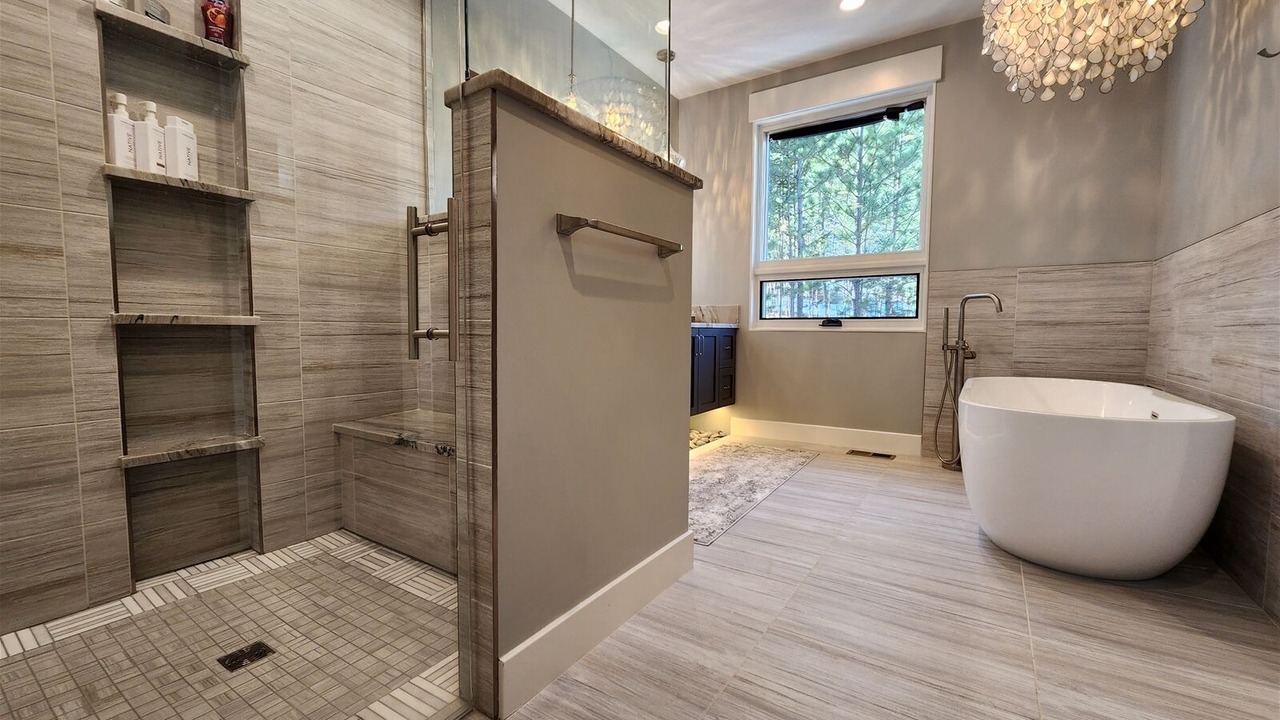 Photo of Bathroom in Fall River Estates